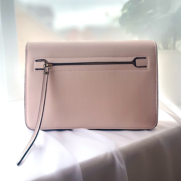 Forever 21 Pastel Pink Faux Leather Shoulder Envelope Clutch Handbag - Picture 3 of 8